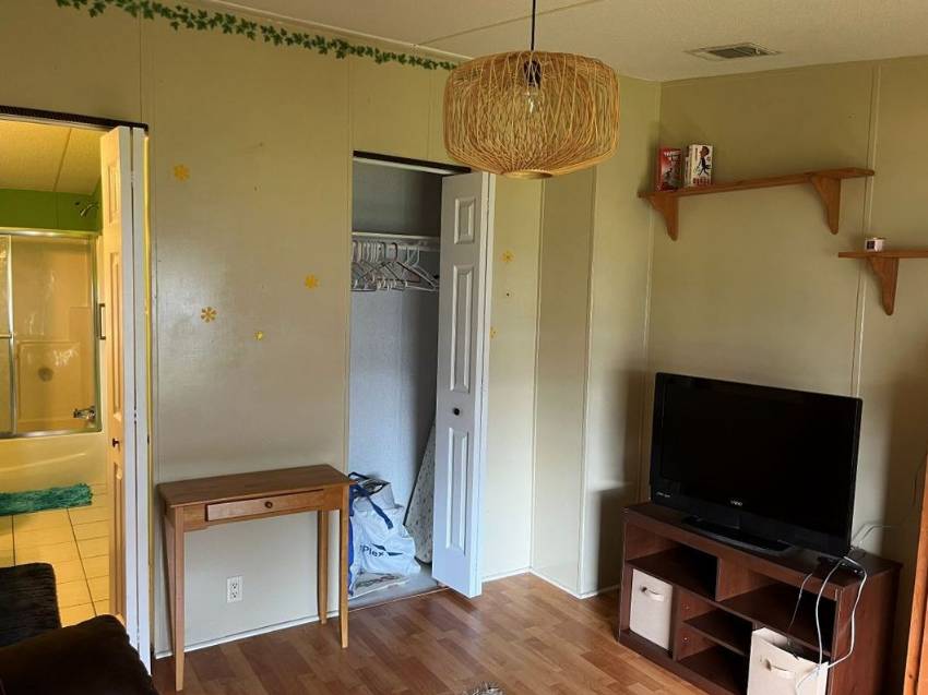 2602 Ashburn Place a Winter Haven, FL Mobile or Manufactured Home for Sale